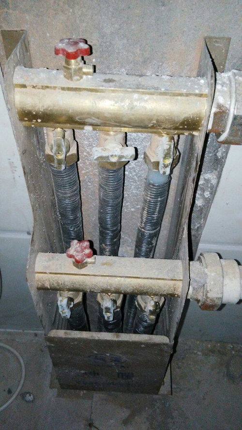 如何區分地暖的上水管與下水管，以及正確放氣方法（南亞水管管道適用）